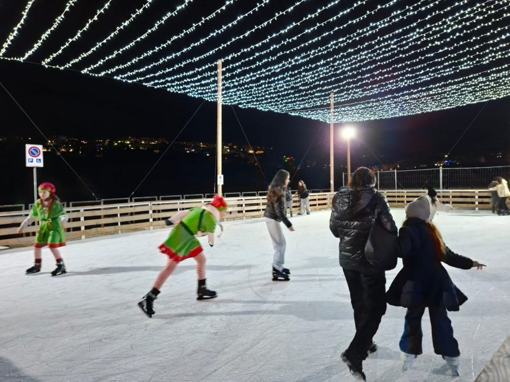 La pista di pattinaggio